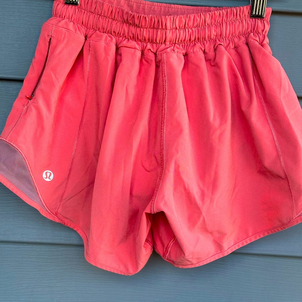 Lululemon Hotty Hot Shorts Coral Pink - Size 2